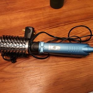 Nano titanium Babyliss 770 rotating brush dryer